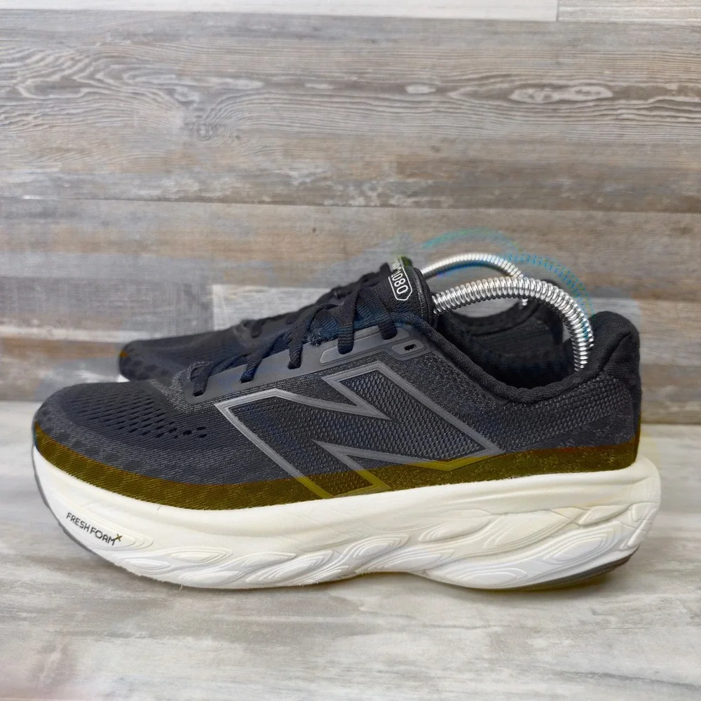 New Balance Fresh Foam 1080v13 Women's Size 9 Black White Running Shoes Sneakers
